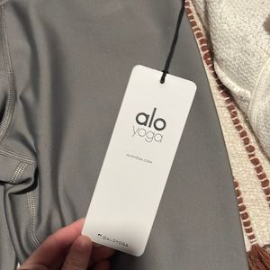Brand new ALO LEGGINGS